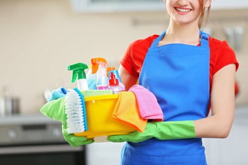 Professional move-out cleaning in Acton for an empty flat interior